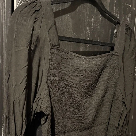 ANDREE BY UNIT Black Ruffled Blouse - Picture 7 of 9